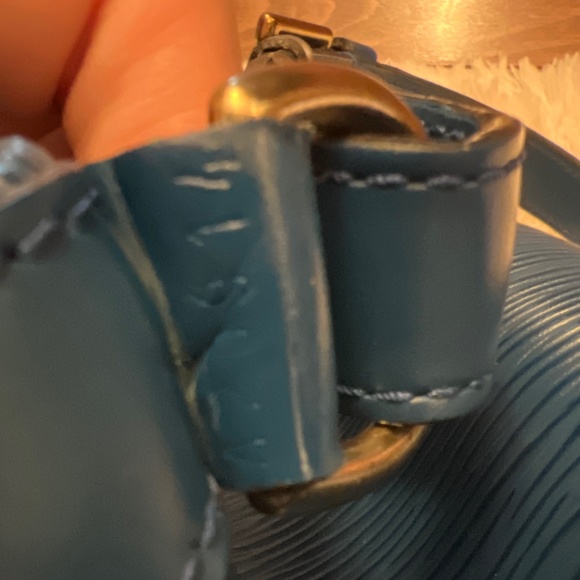 Louis Vuitton Epi Petite Noe - Picture 7 of 9